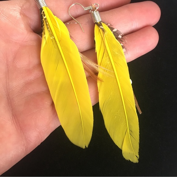 Yellow Feather Native Style Earrings - Picture 5 of 8